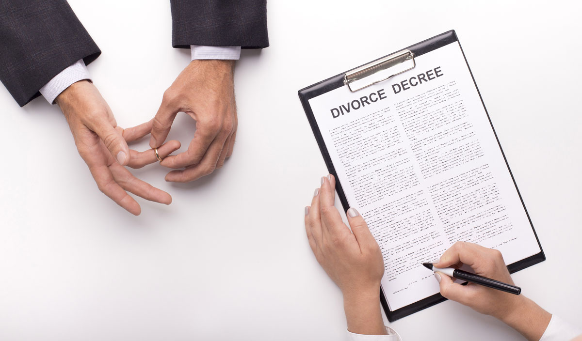 Divorce Certificate vs Divorce Decree – What is the Difference